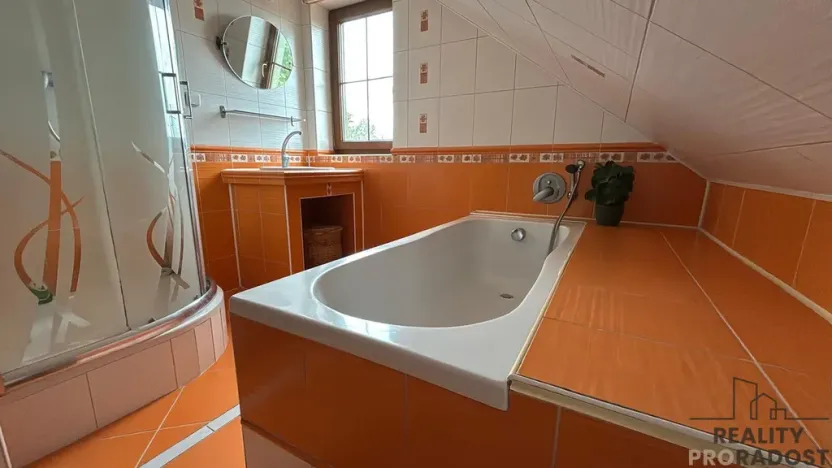 Prodej rodinného domu, Znojmo, 140 m2