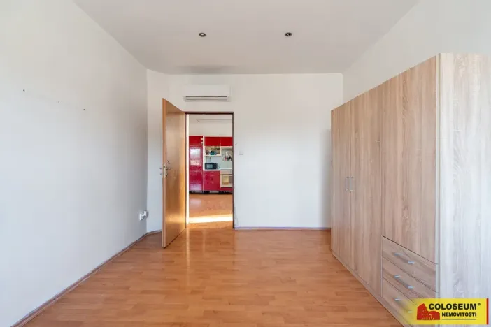 Prodej bytu 2+1, Zastávka, 69 m2