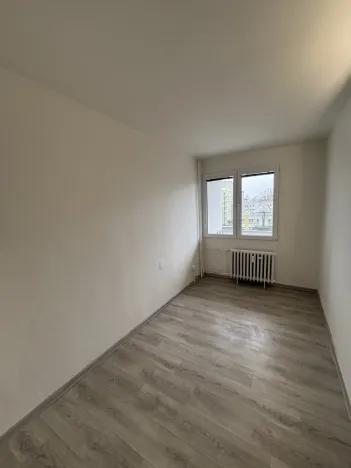 Pronájem bytu 3+1, Pardubice, Kosmonautů, 56 m2