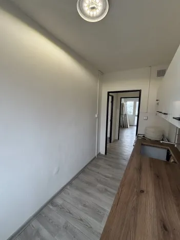 Pronájem bytu 3+1, Pardubice, Kosmonautů, 56 m2