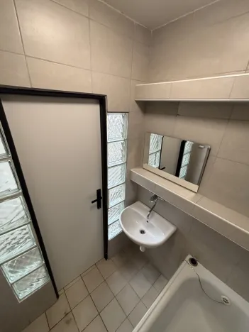 Pronájem bytu 3+1, Pardubice, Kosmonautů, 56 m2