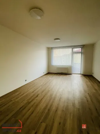 Pronájem bytu 2+kk, Velvary, Sídliště, 71 m2