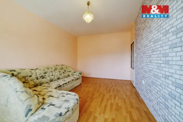 Prodej bytu 2+1, Mariánské Lázně, V Sadech, 48 m2