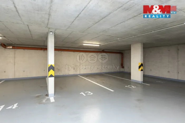 Pronájem obchodního prostoru, Pardubice, Smilova, 39 m2