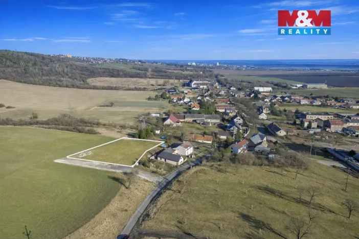 Prodej pozemku pro bydlení, Dobrovice - Sýčina, 1824 m2