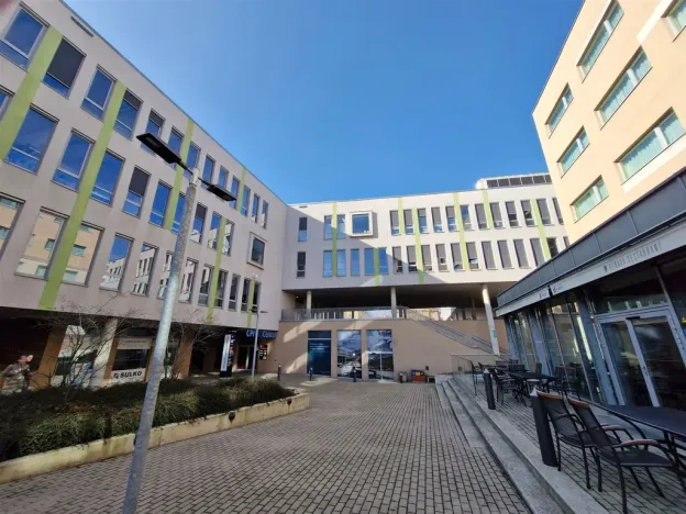 Pronájem kanceláře, Ústí nad Labem - Ústí nad Labem-centrum, Špitálské náměstí, 272 m2