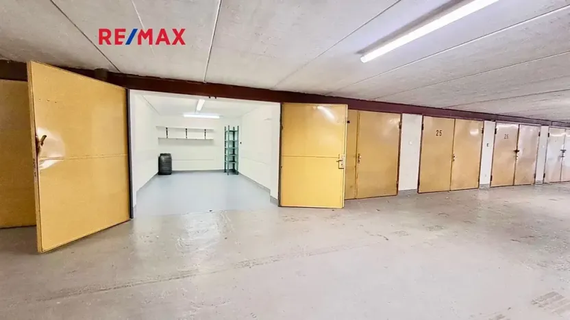 Pronájem skladu, Praha - Čimice, K Ládví, 17 m2