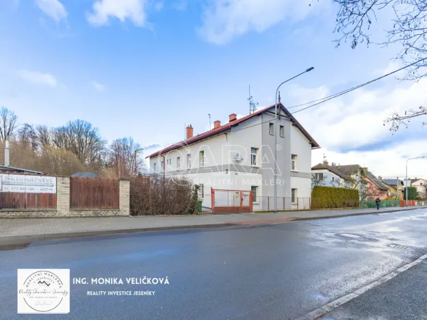 Prodej bytu 2+1, Krnov, Chářovská, 55 m2