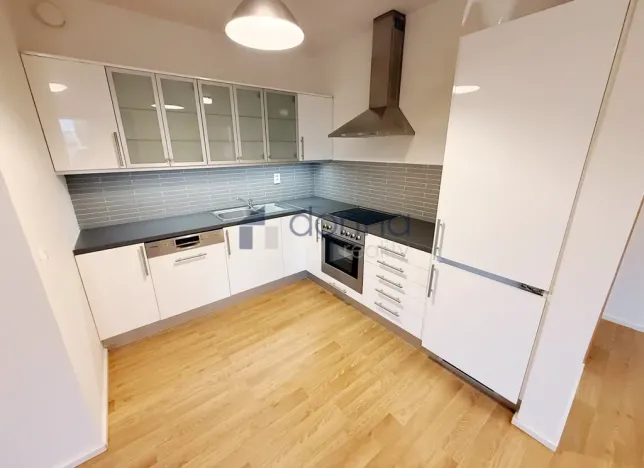 Pronájem bytu 3+kk, Praha, Jeremenkova, 64 m2