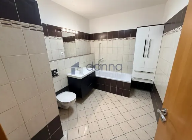 Pronájem bytu 3+kk, Praha, Jeremenkova, 64 m2