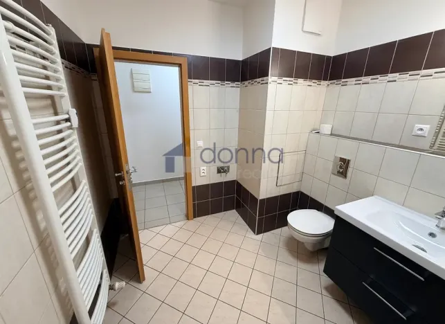 Pronájem bytu 3+kk, Praha, Jeremenkova, 64 m2