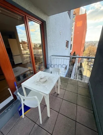 Pronájem bytu 3+kk, Praha, Jeremenkova, 64 m2