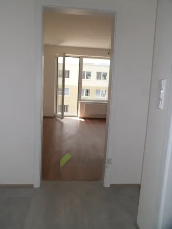 Pronájem bytu 1+kk, Milovice, Armádní, 27 m2