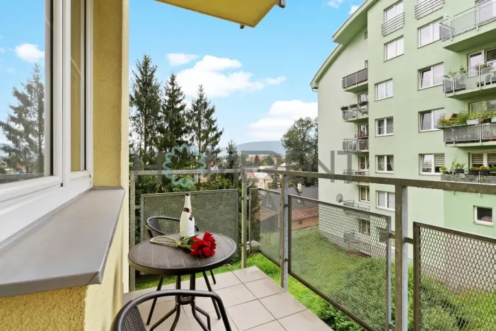 Pronájem bytu 3+1, Liberec - Liberec VI-Rochlice, Nádvorní, 83 m2