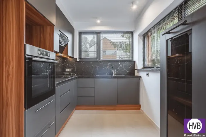 Pronájem rodinného domu, Květnice, Na Ladech, 114 m2