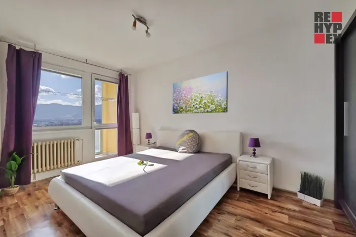 Pronájem bytu 2+kk, Liberec - Liberec VI-Rochlice, Dobiášova, 40 m2