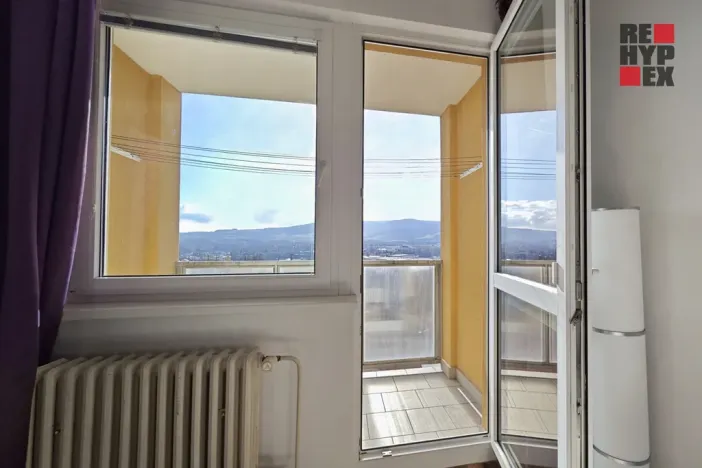 Pronájem bytu 2+kk, Liberec - Liberec VI-Rochlice, Dobiášova, 40 m2