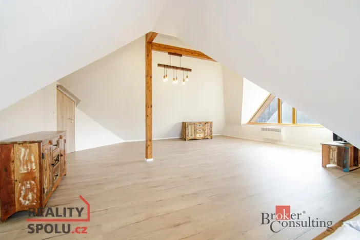 Prodej ubytování, Horní Lhota, 770 m2