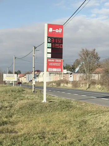 Prodej komerční nemovitosti, Kly, 781 m2