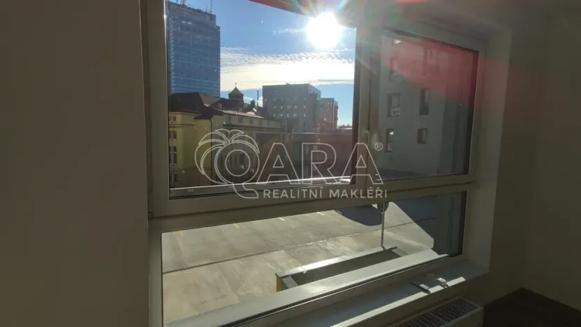 Pronájem bytu 2+kk, Liberec - Liberec III-Jeřáb, U Nisy, 63 m2