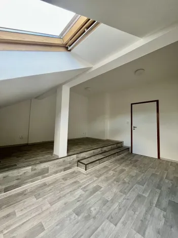 Pronájem bytu 2+kk, Ostrava - Přívoz, Hájkova, 40 m2