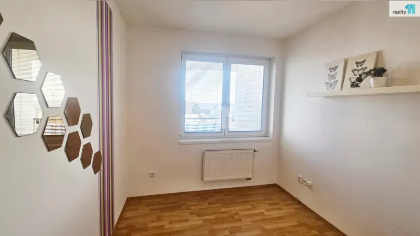 Pronájem bytu 2+kk, Kolín - Kolín V, Třídvorská, 58 m2