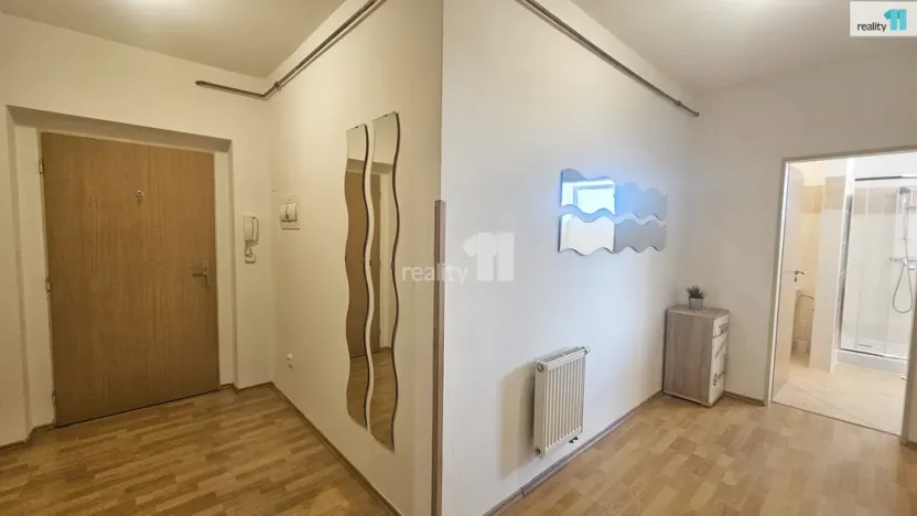 Pronájem bytu 2+kk, Kolín - Kolín V, Třídvorská, 58 m2