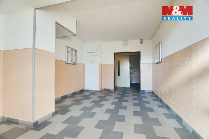 Prodej bytu 2+1, Chomutov, Skalková, 61 m2