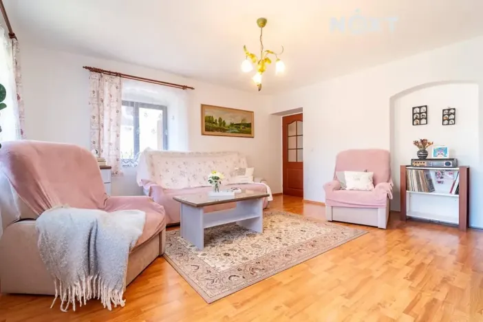 Prodej rodinného domu, Jindřichův Hradec, 197 m2