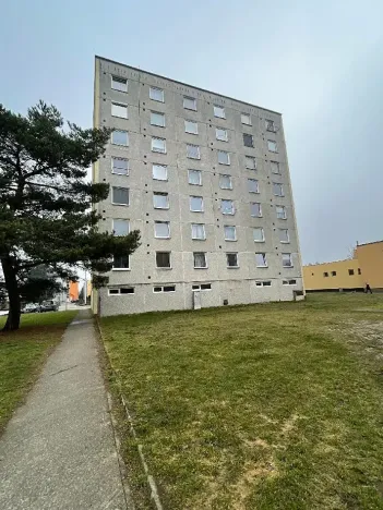 Pronájem bytu 1+kk, Pardubice, Trnovská, 24 m2