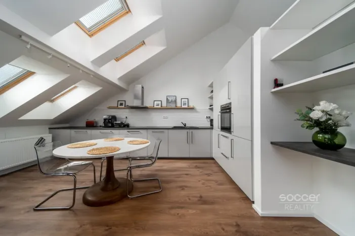 Pronájem bytu 2+kk, Kolín - Kolín II, V Zídkách, 99 m2