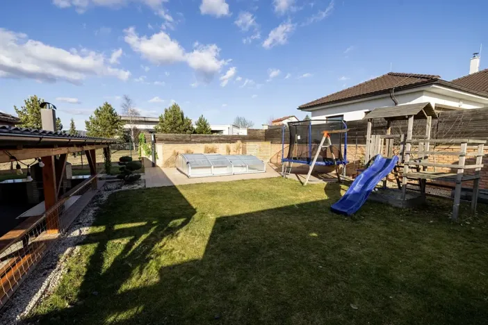 Prodej rodinného domu, Čebín, 156 m2