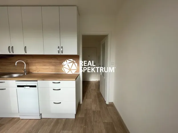 Pronájem bytu 1+1, Adamov, Sadová, 32 m2