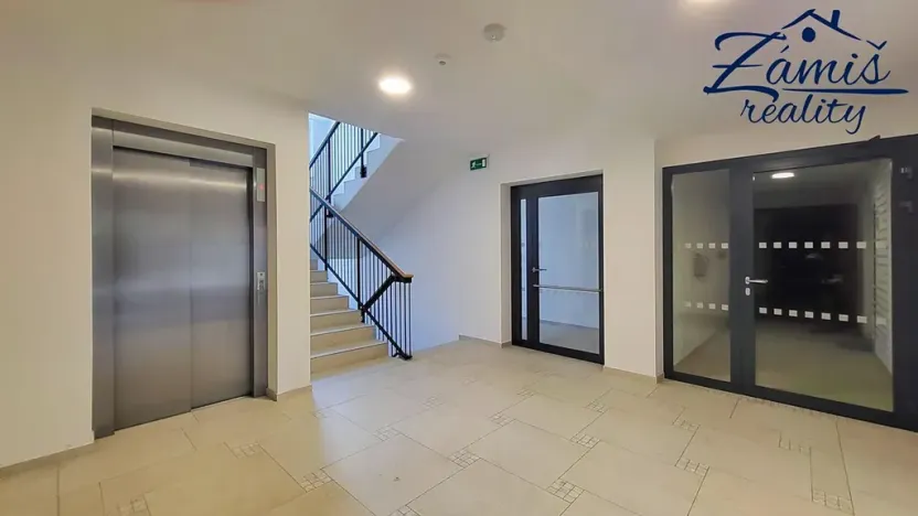 Pronájem bytu 1+kk, Kladno, Štěpána Rautenstraucha, 32 m2