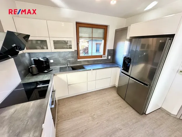 Prodej rodinného domu, Dolní Rychnov, U Hřiště, 200 m2