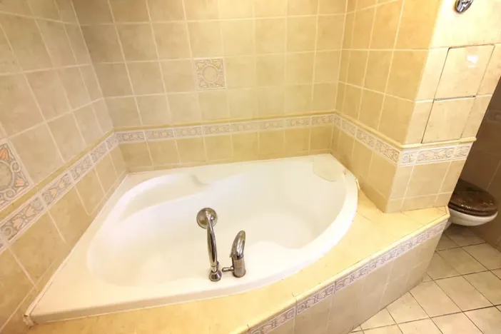 Pronájem bytu 1+kk, Teplice, Alejní, 31 m2