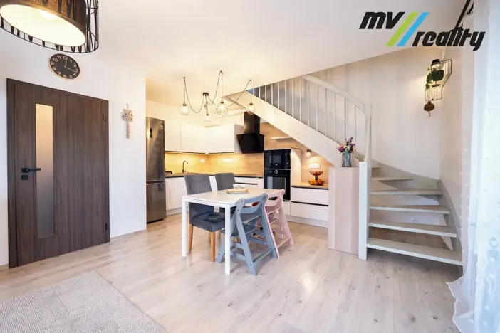 Prodej bytu 3+kk, Chotětov, 71 m2