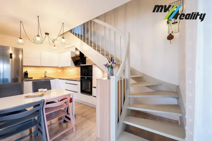 Prodej bytu 3+kk, Chotětov, 71 m2