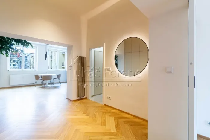 Pronájem bytu 2+kk, Praha - Bubeneč, Lotyšská, 63 m2