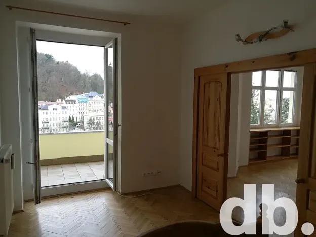 Pronájem bytu 3+1, Karlovy Vary, Na Vyhlídce, 90 m2
