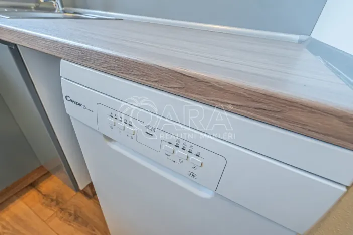 Pronájem bytu 3+1, Praha - Velká Chuchle, V úvoze, 80 m2