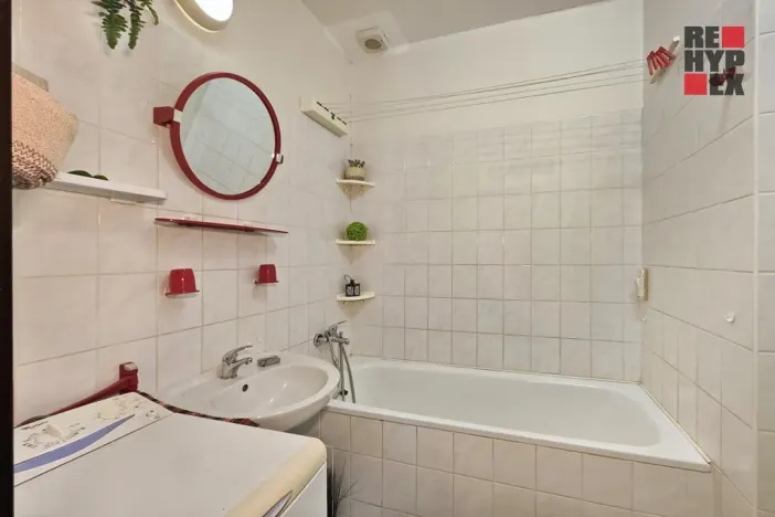 Prodej bytu 2+1, Hranice - Hranice I-Město, Kpt. Jaroše, 53 m2