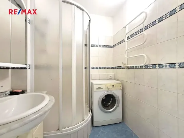 Pronájem bytu 4+kk, Praha - Písnice, Na okruhu, 79 m2