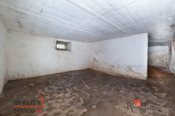 Prodej rodinného domu, Myslív, 280 m2