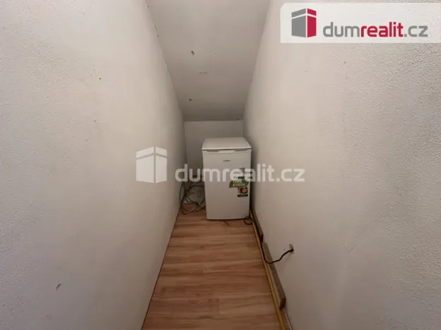 Pronájem bytu 1+kk, Břeclav, Na Hrůdách, 20 m2
