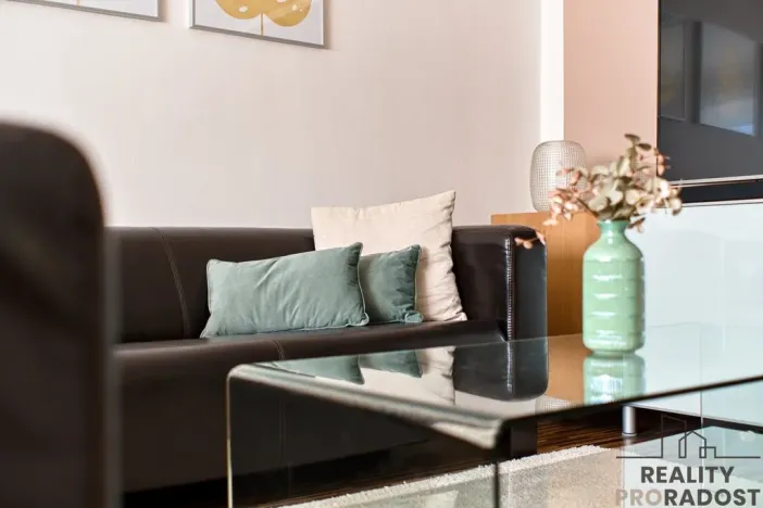 Pronájem bytu 2+1, Ostrava - Poruba, Dětská, 61 m2