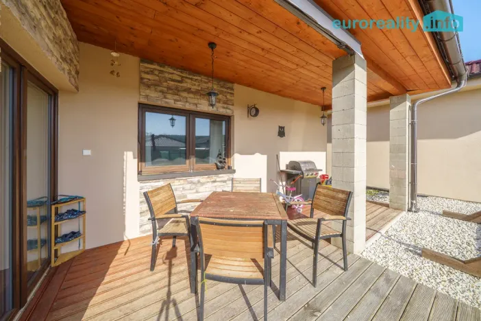 Prodej rodinného domu, Hory, 158 m2