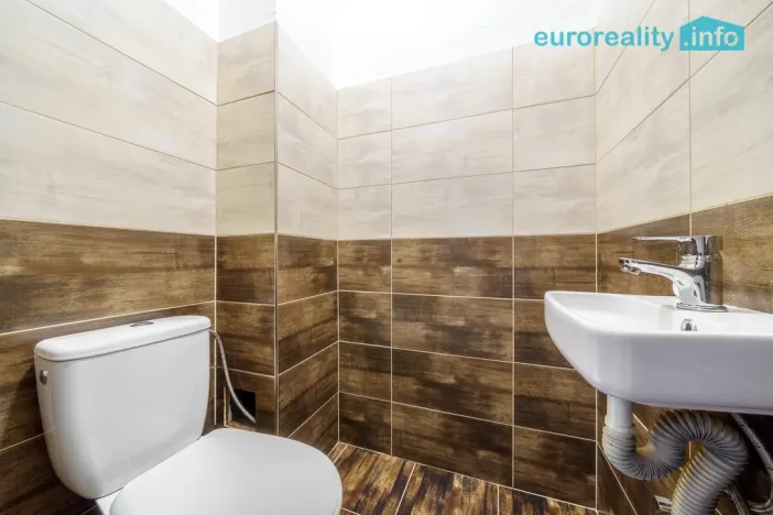 Prodej rodinného domu, Hory, 158 m2