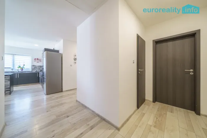 Prodej rodinného domu, Hory, 158 m2