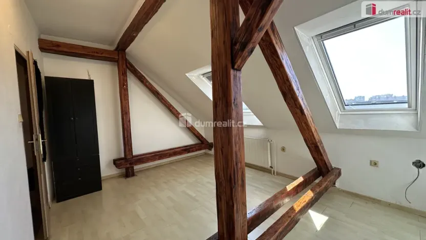 Pronájem bytu 1+kk, Břeclav, Na Hrůdách, 15 m2